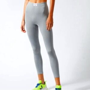 ADAM SELMAN Sport Assential Leggings Gray Sz‎ XS